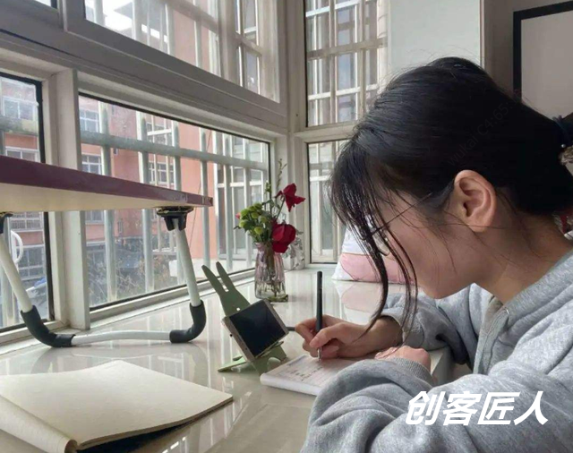 網(wǎng)課的優(yōu)點和缺點有哪些？